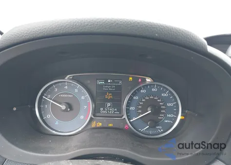 2016 Subaru Crosstrek 2.0I Premium z USA, uszkodzony, nr VIN JF2GPADC9GH235997